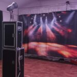 Fotobox mit Hintergründen und Requisiten