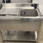 Gastro-Spüle aus Edelstahl